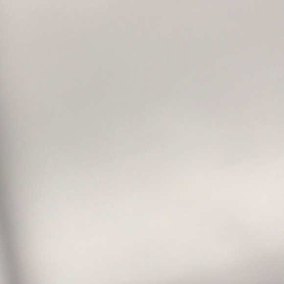 Listing g - Picture 3 of 8